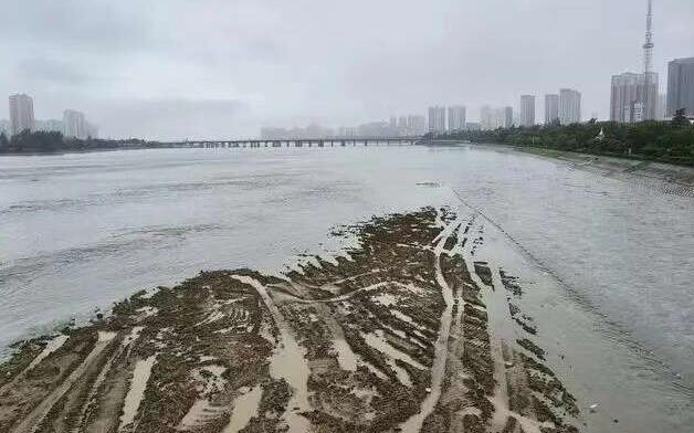 鄭州防汛.jpg